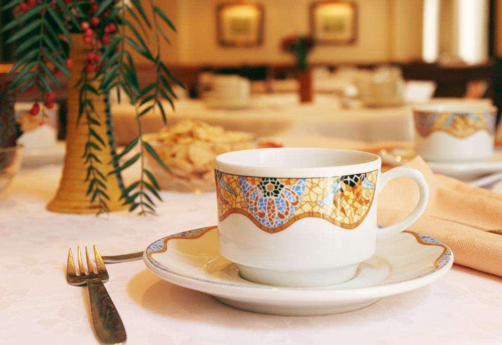 Gaudi Hotel 3*