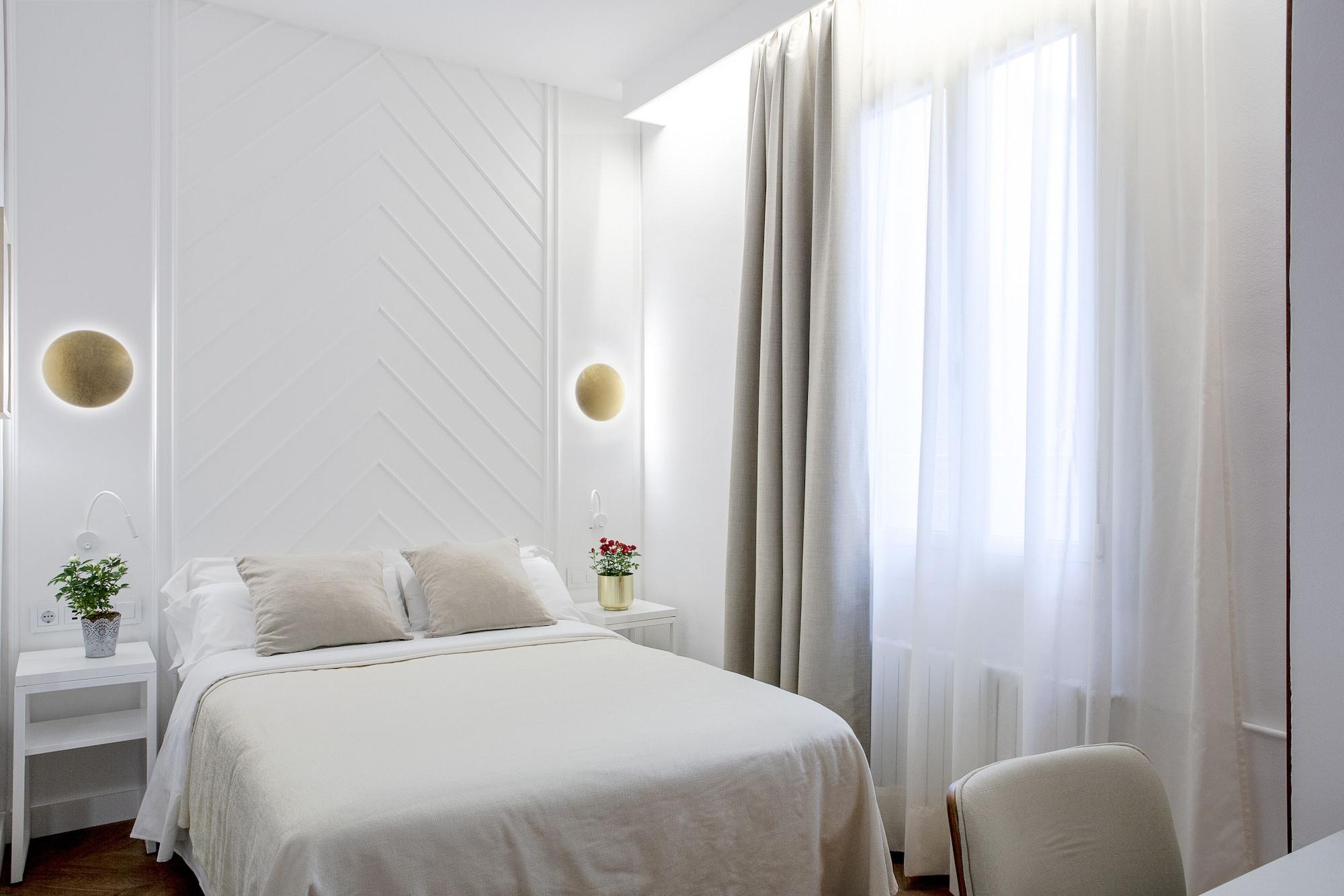 Hotel Gaudi 3*